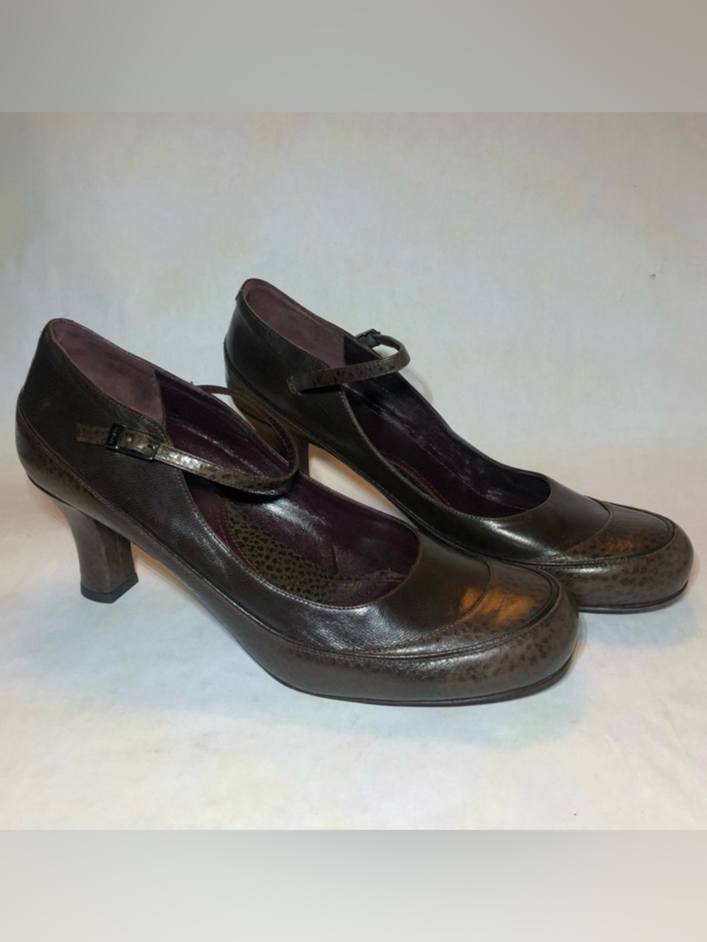 Vintage Via Spiga Made in Italy Leather Mary Jane Pumps Brown 9.5M